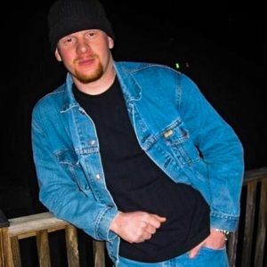 Meet your Posher, Christopher